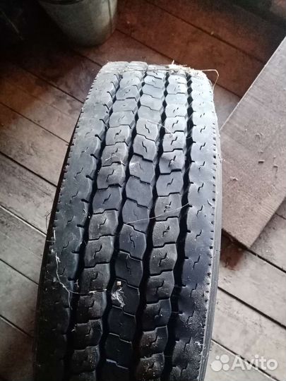 LingLong LL89 215/75 R17C