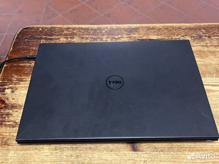 Ноутбук Dell Inspiron 15