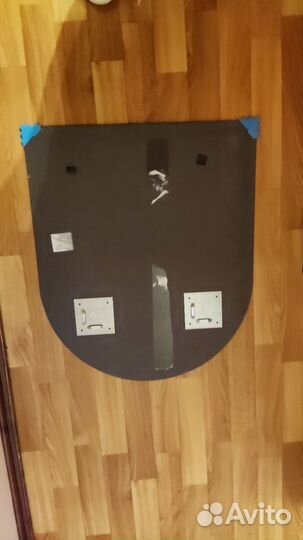 Зеркало в ванную с полочкой