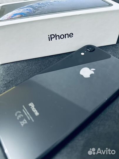 iPhone Xr, 64 ГБ
