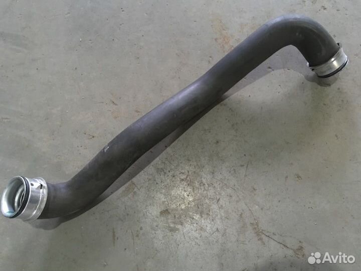 Патрубок охлаждения Mercedes-Benz E-Class W212