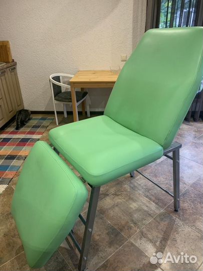 Массажная кушетка бу