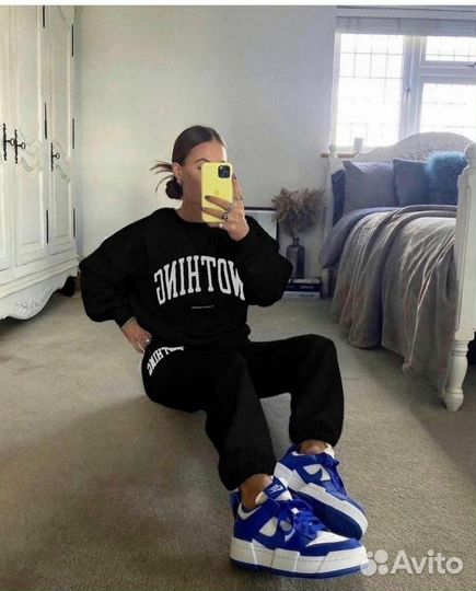 Костюм женский новый