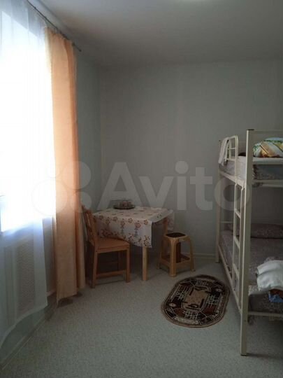 Комната 18 м² в 2-к., 1/2 эт.
