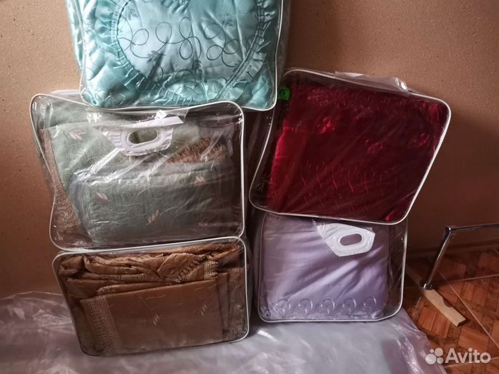 Покрывала на кровать разных размеров и цветов