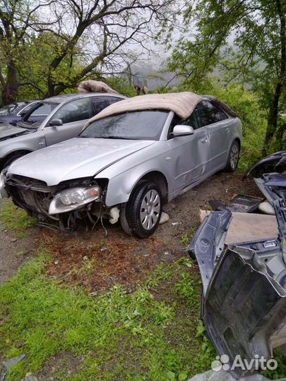 Крыло левое ауди а4 б7