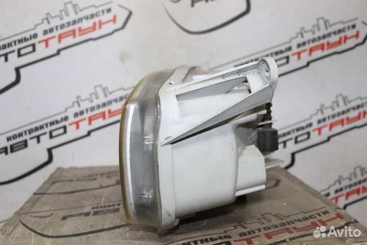 Фара nissan terrano LR50 LUR50 LVR50 PR50 RR50 TR5