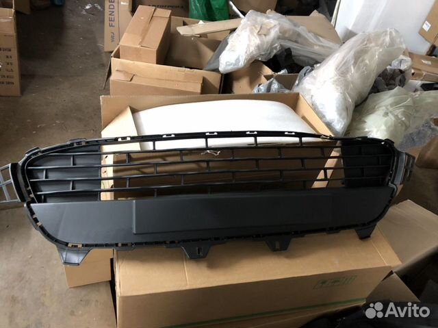 Решетка в бампер Киа Рио 4 New