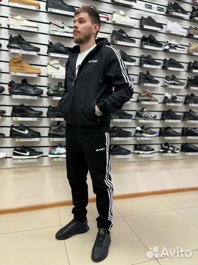 Спортивный костюм Adidas terrex