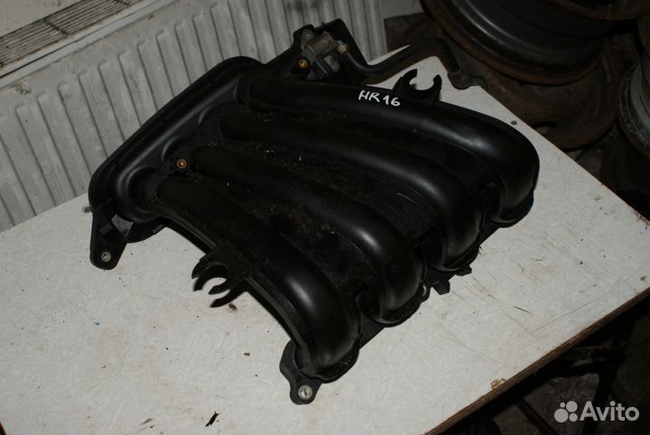 Впускной коллектор Nissan Qashqai J10 пластик