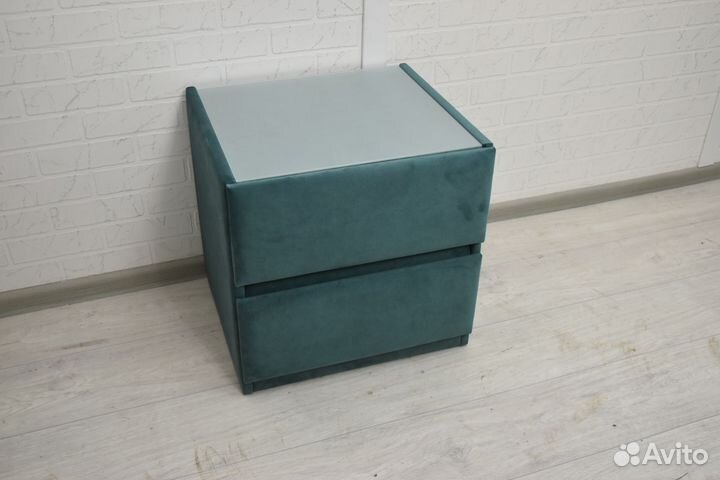 Тумба прикроватная
