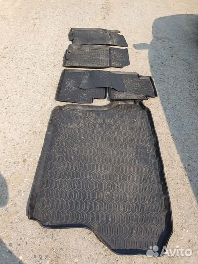 Коврики на nissan x-trail