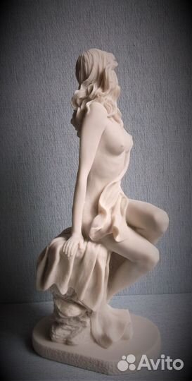 Статуэтка Девушка Фигурка интерьерная из камня