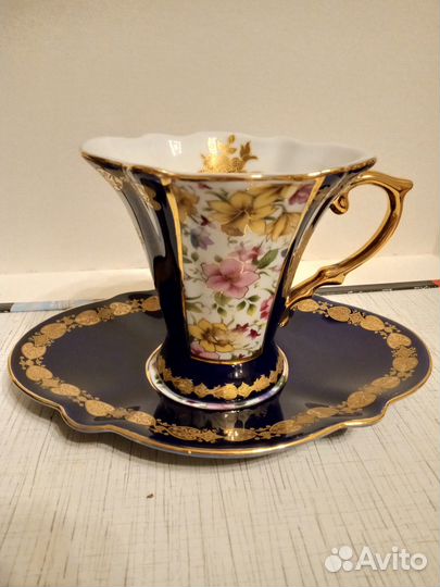 Большая фарфоровая кружка