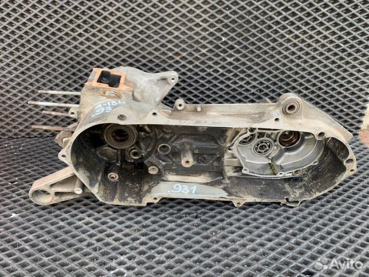 Картера двигателя Suzuki 50 50 A-134