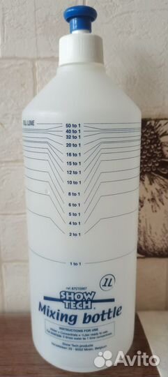 Бутылка(шейкер) Show Tech mixing bottle