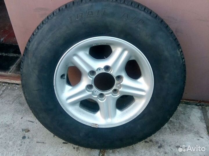Колесо R 16 шина с литым диском
