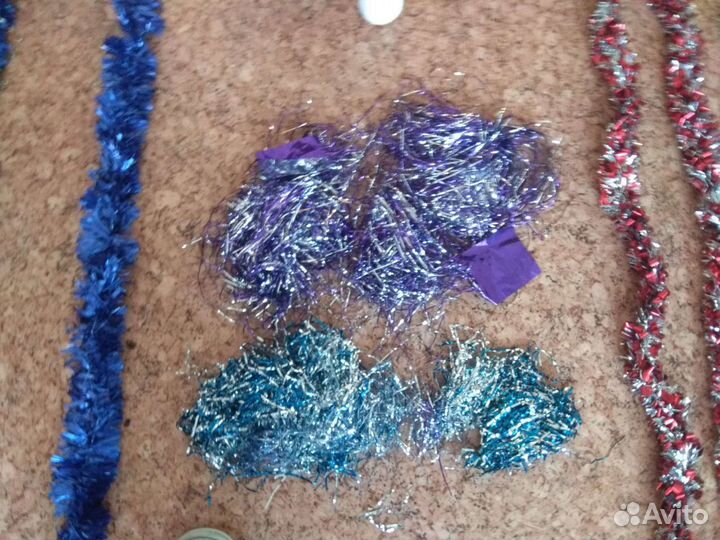 Елочные игрушки дождь, ёлочные гирлянды, дед Мороз