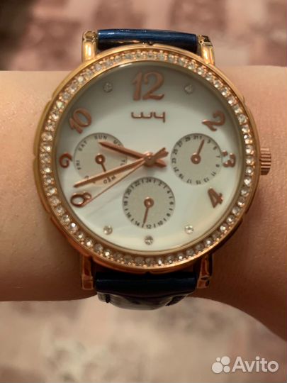 Часы наручные женские