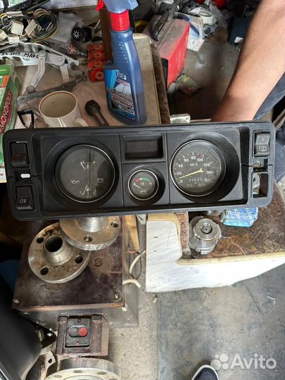 Приборная панель ваз 2105