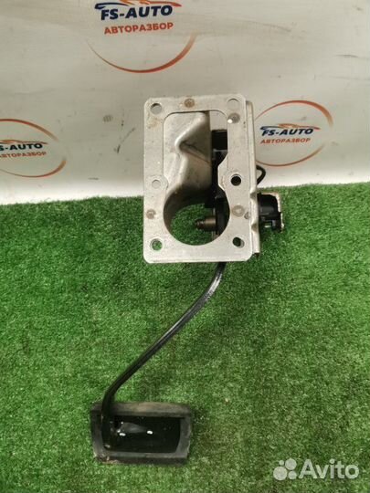 Педаль тормоза Dodge Journey 2.4 ED3 2010