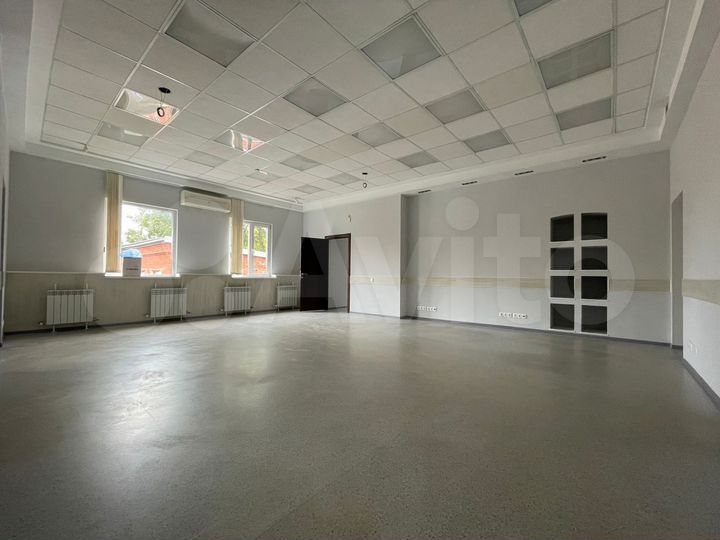 Офис с высокими потолками в Центре, 267 м²