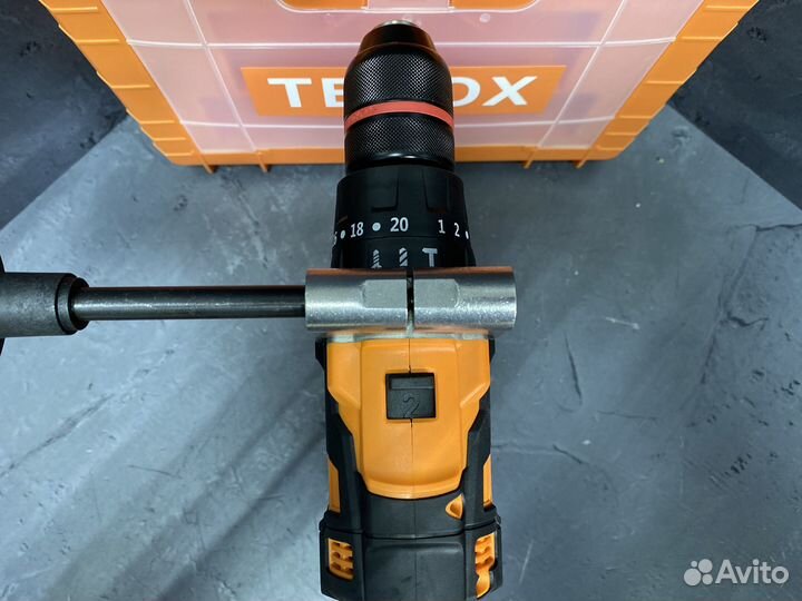 Шуруповерт для ледобура Tenox