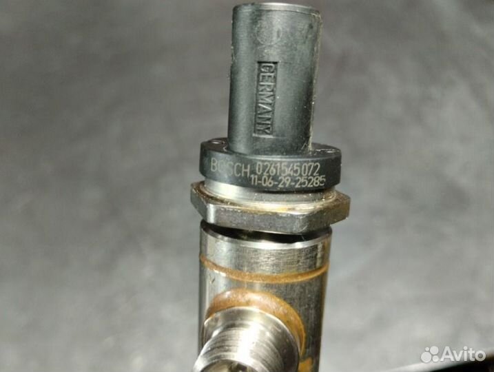 Топливная рампа Bmw 5 Series F10 N20B20A 2011