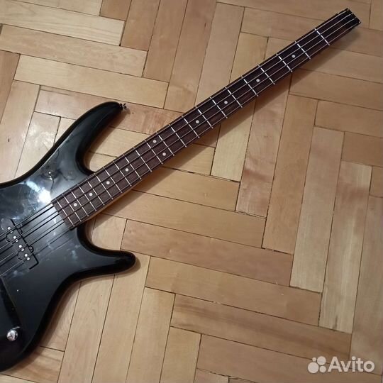 Безголовый бас ibanez gsr180