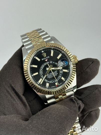 Rolex Sky-Dweller 42mm Steel and Yellow Black Dial