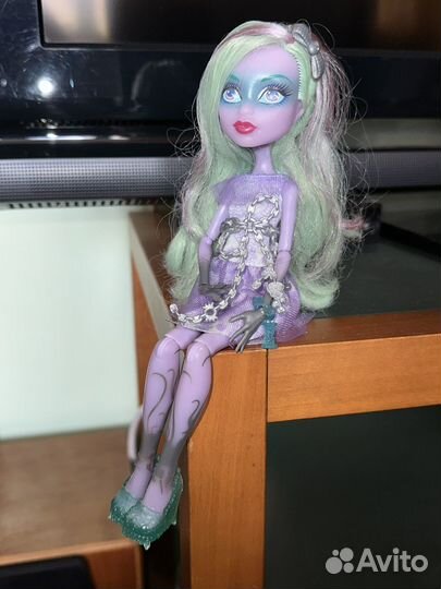 Monster high твайла (haunted getting ghostly)