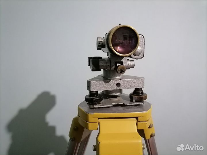Нивелир оптический нв1