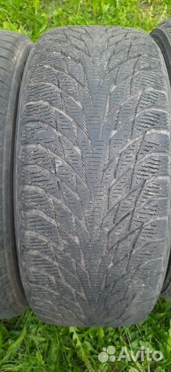 Nokian Tyres Hakkapeliitta R2 235/55 R17 103R