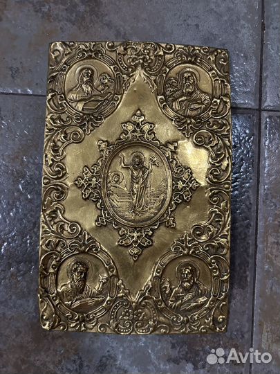 Старинная накладка на Евангелие