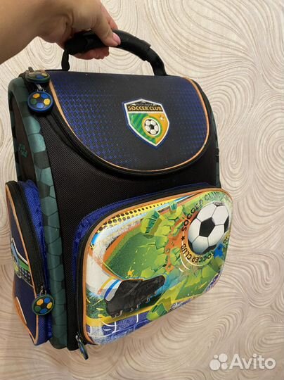 Школьный рюкзак