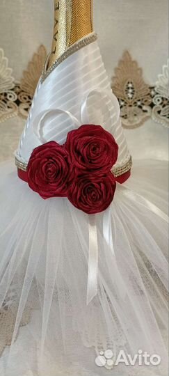 Одежда на шампанское, Свадебное украшение