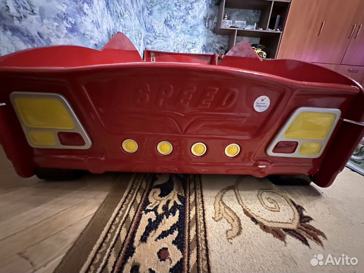 Кровать машина с допместом и матрасом