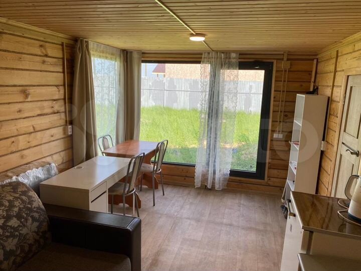 Дом 25 м² на участке 5 сот.