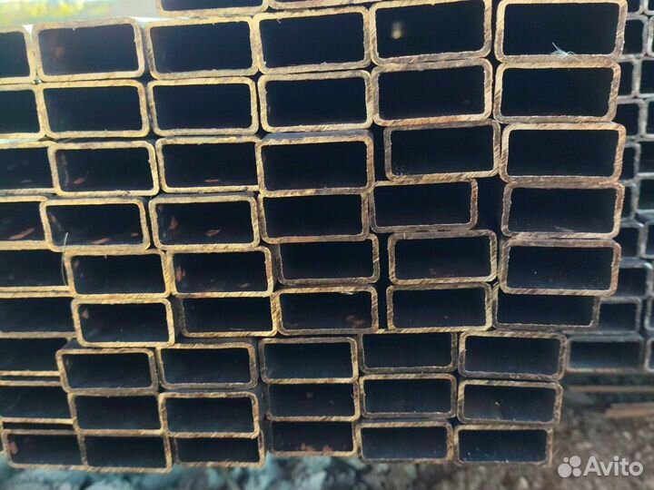 Профильная труба 40х20х2