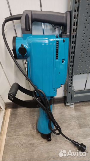 Прокат электроинструмента с оператором