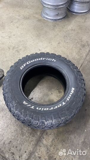 Bfgoodrich Mud-Terrain T/A KM2 265/70 R17 Q
