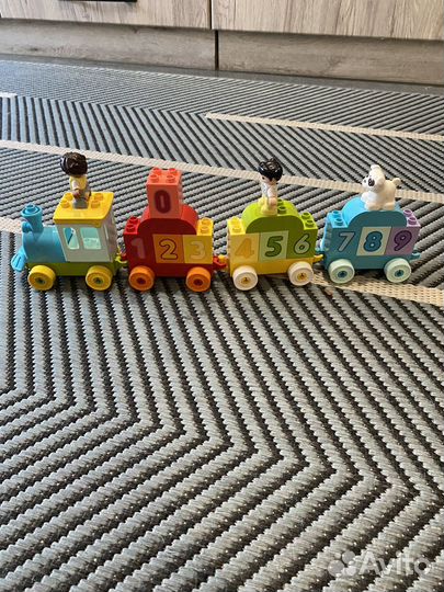 Lego duplo поезд
