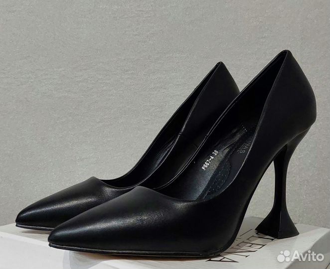 Туфли женские 38 размер черные