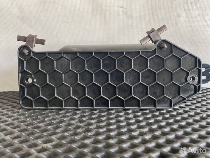 Крышка Volvo FH4 82209315