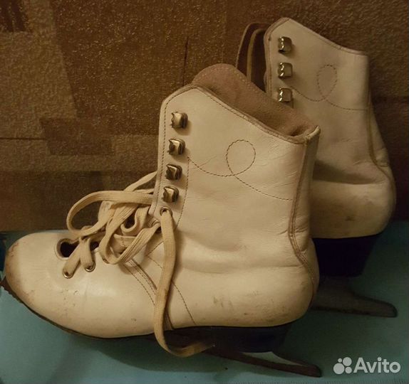 Коньки б/у р.24