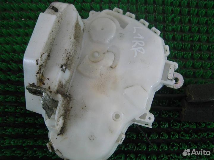 Замок двери задней правой Honda CR-V 3 (RE) 2007