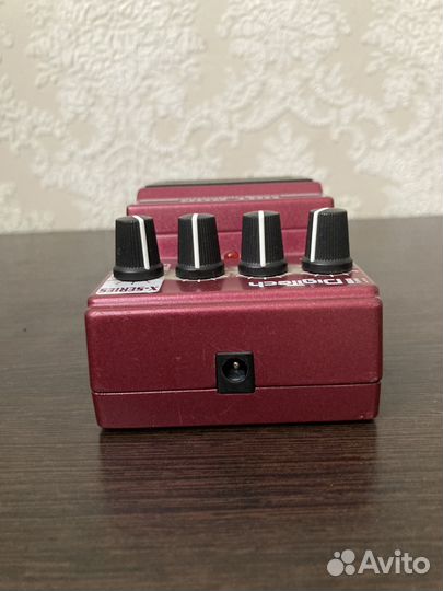 Примочка для гитары.HOT ROO rock distortion