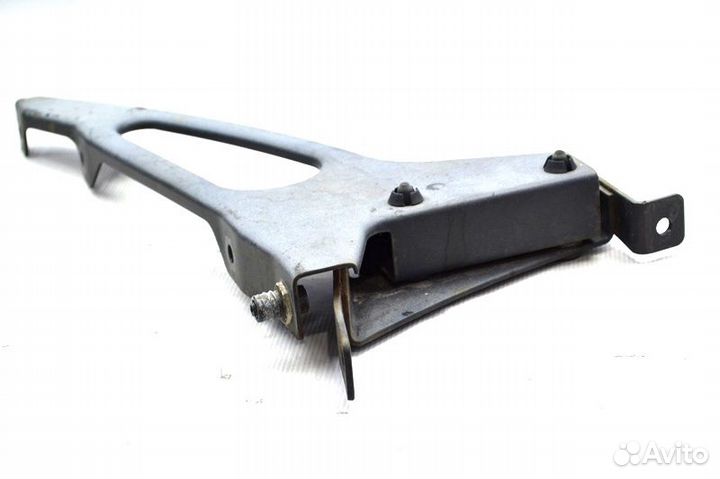 Кронштейн спойлера кабины scania R-series (01.04)