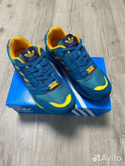 Кроссовки adidas zx torsion