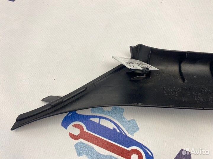 Обшивка стойки передняя правая Mitsubishi Eclipse